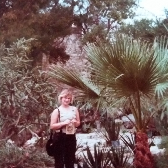 Meet your Posher, Karbear - Picture 3 of 6